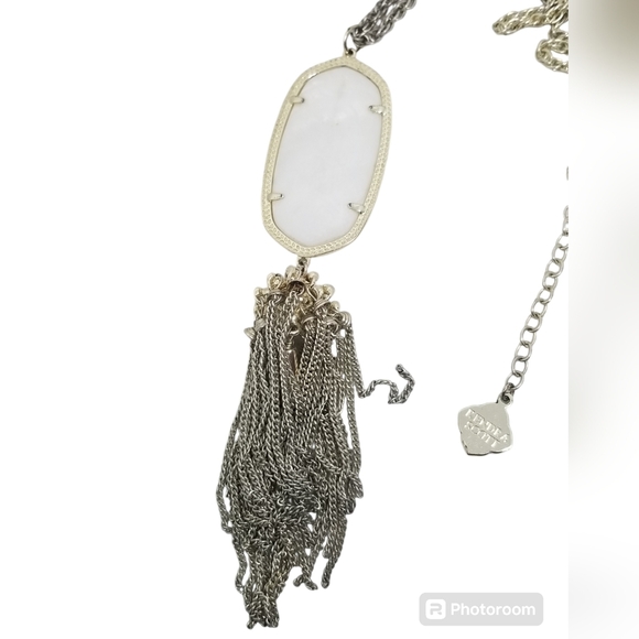 KENDRA SCOTT RAYNE PENDANT NECKLACE WITH MATCHING DANIELLE EARRINGS & DUSTBAG - Picture 8 of 9